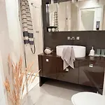 Happy House Апартаменты *